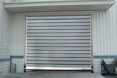 硬快门（保温封闭门板）